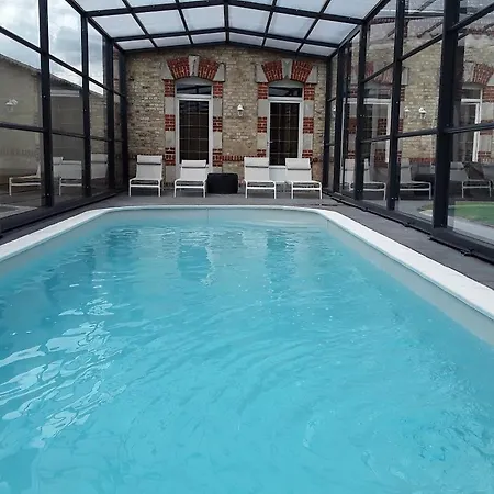 펜션 With Pool & Nordic Bath *